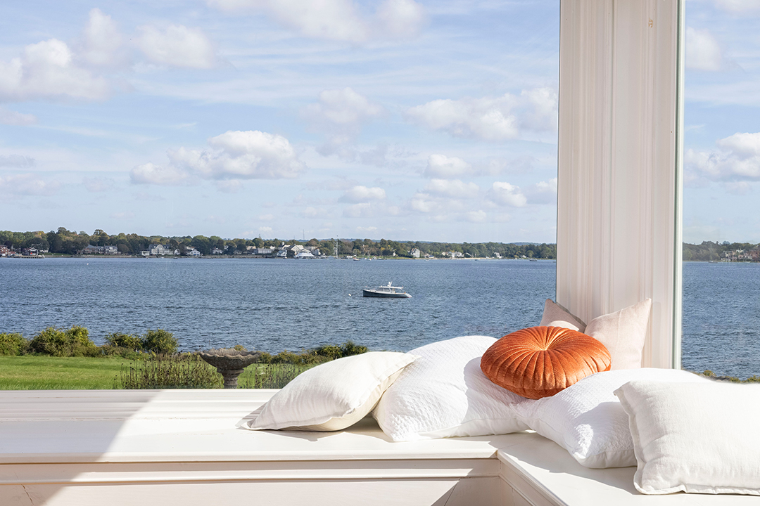 New England Rhode Island Mansion Overlooking Narragansett Bay Asks 7 5m F