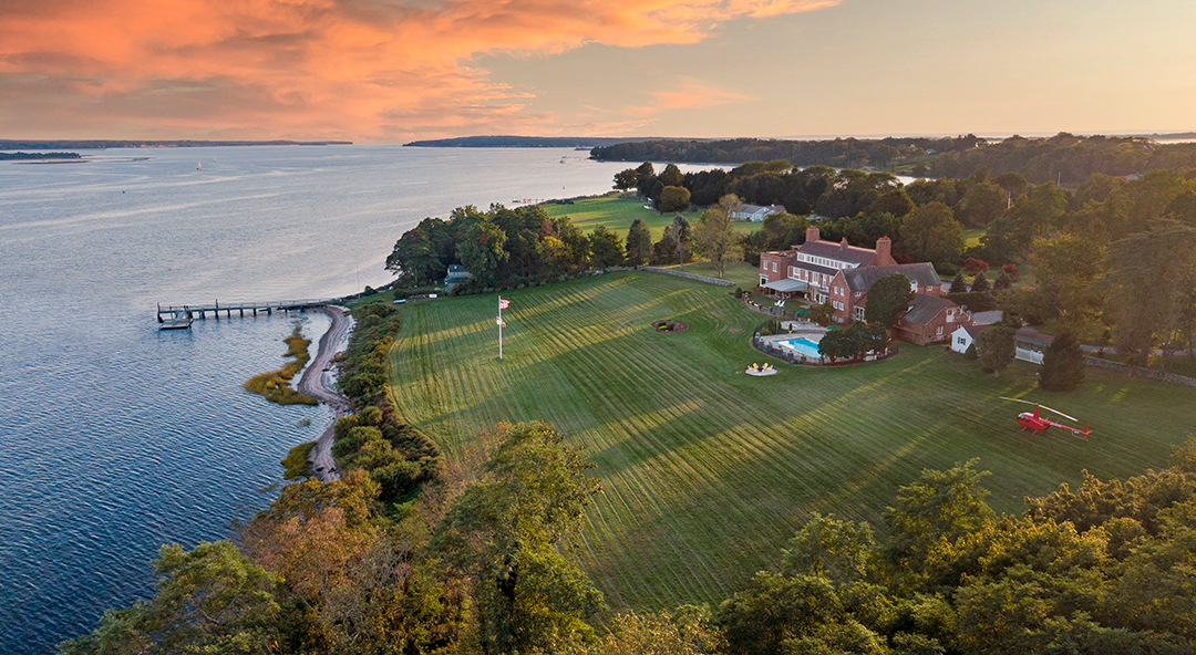 New England Rhode Island Mansion Overlooking Narragansett Bay Asks 7 5m E