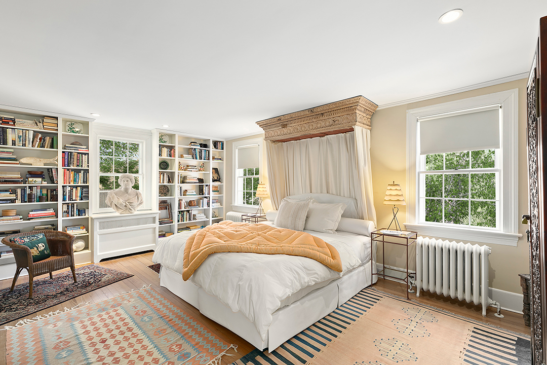 10 Roberts Lane East Hampton Farmstead 11