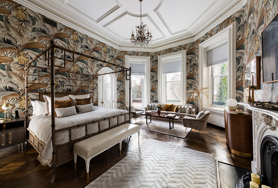 Director Baz Luhrmanns Daring And Colorful Gramercy Park Townhouse Seeks 20m Bedroom