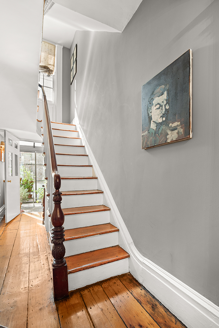 Landmarked Townhouse On Greenwich Villages Famously Friendly Grove Street Asks 7 5m D