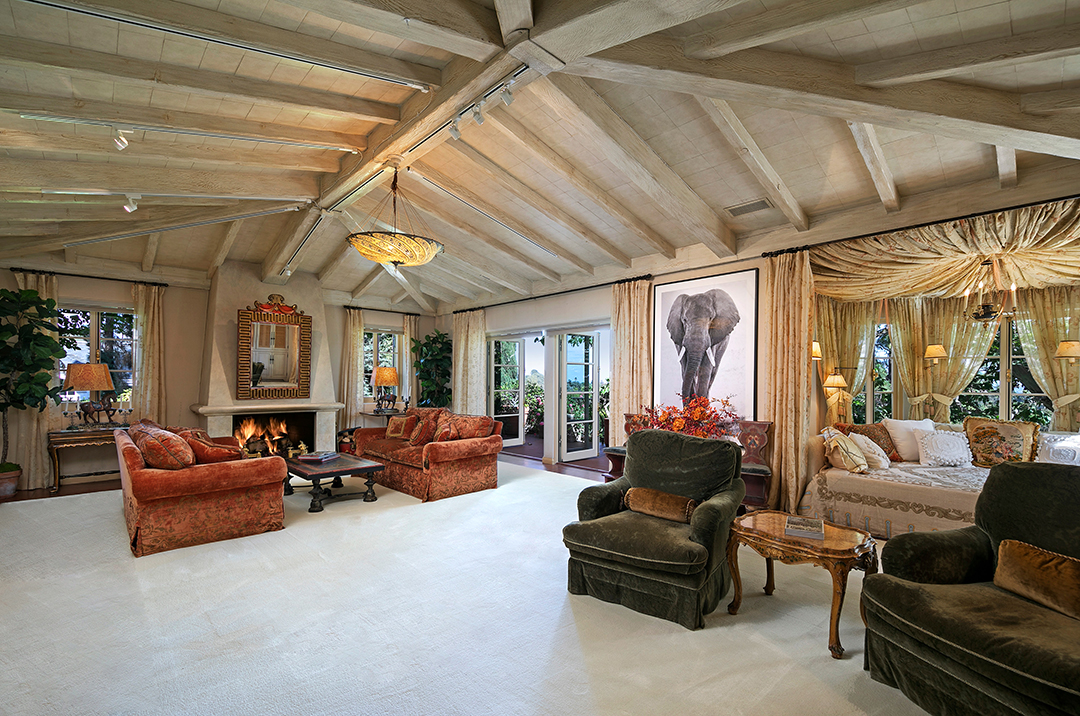 Actress Yvette Mimieuxs Bel Air Compound Lists After Her Passing For 49 5m B