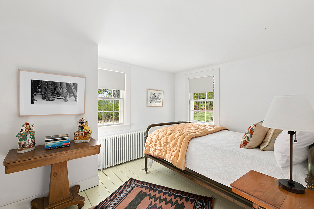 10 Roberts Lane East Hampton Farmstead 17