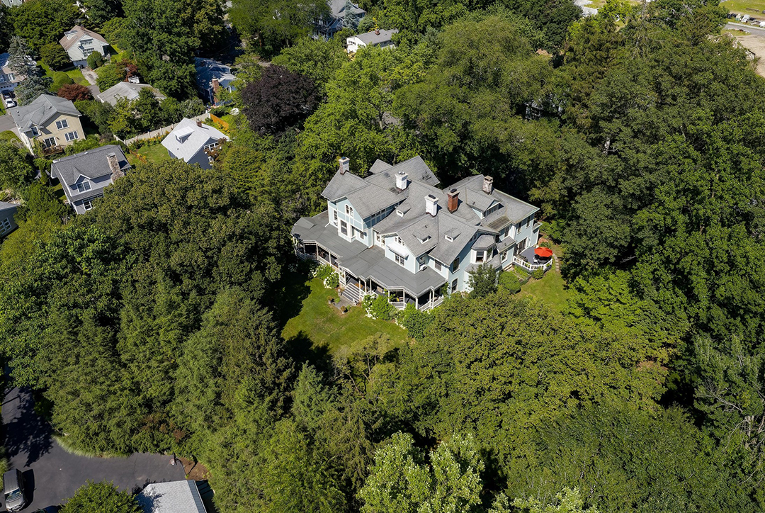 Tour A Victorian Listed For 2 85m In Scenic Hudson Valley 54 Jaffray Park 03 Print