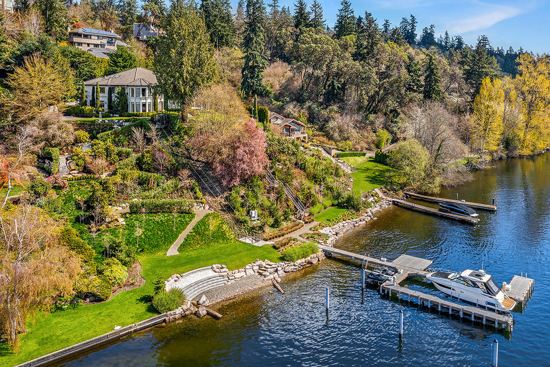 Russell Wilson And Ciaras Extraordinary Lakefront Home Near Seattle Seeks 36m L