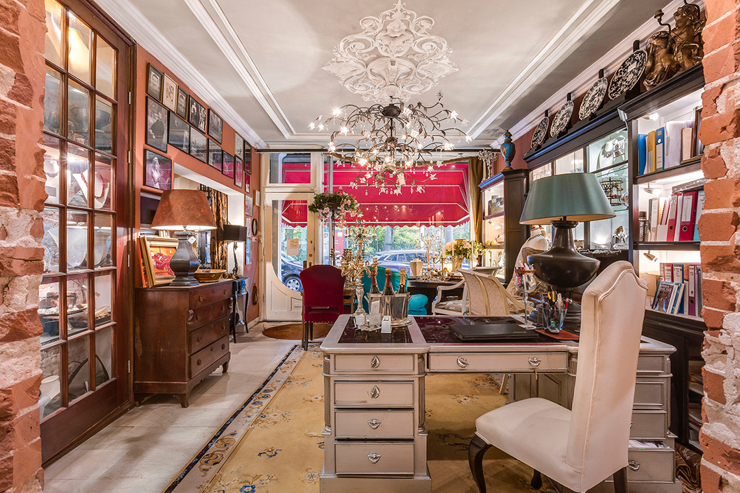 An Actresss Eclectic Amsterdam Home And Bb Hits The Market Asking 3 7m Office