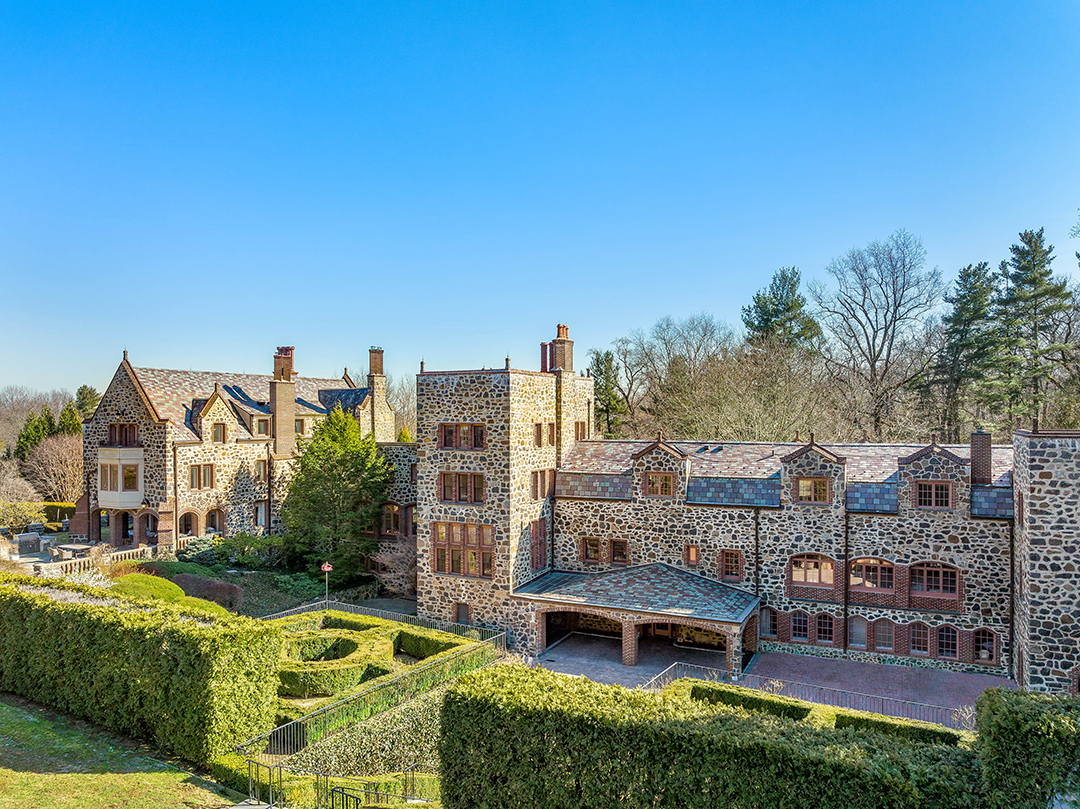 Hemlock Castle Once Home To A Memorable Boston Red Sox Owner Lists For 11 8m In Greenwich 17 Hemlock Dr 03 2022 32r1 Print