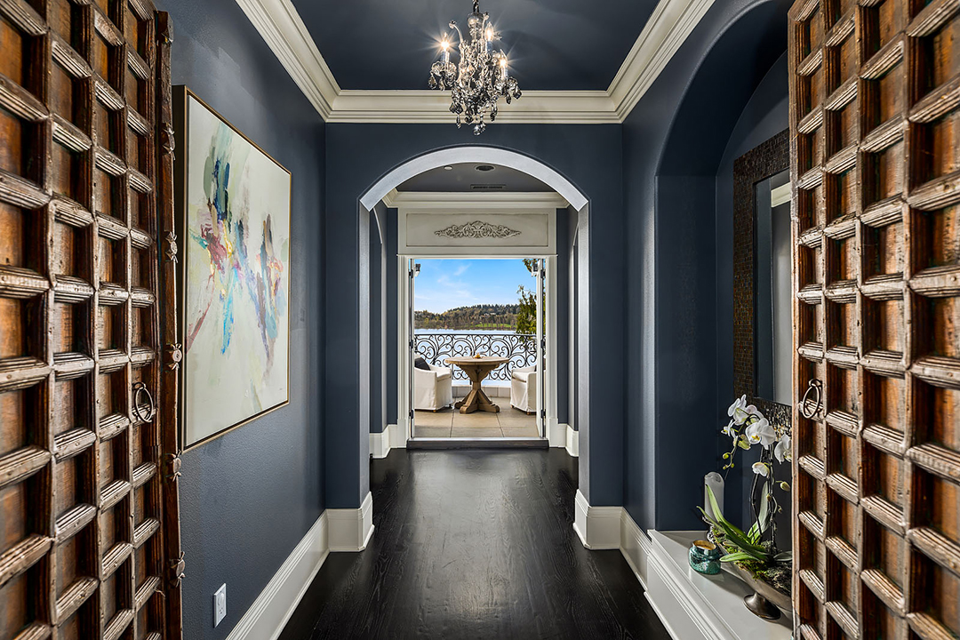 Russell Wilson And Ciaras Extraordinary Lakefront Home Near Seattle Seeks 36m W