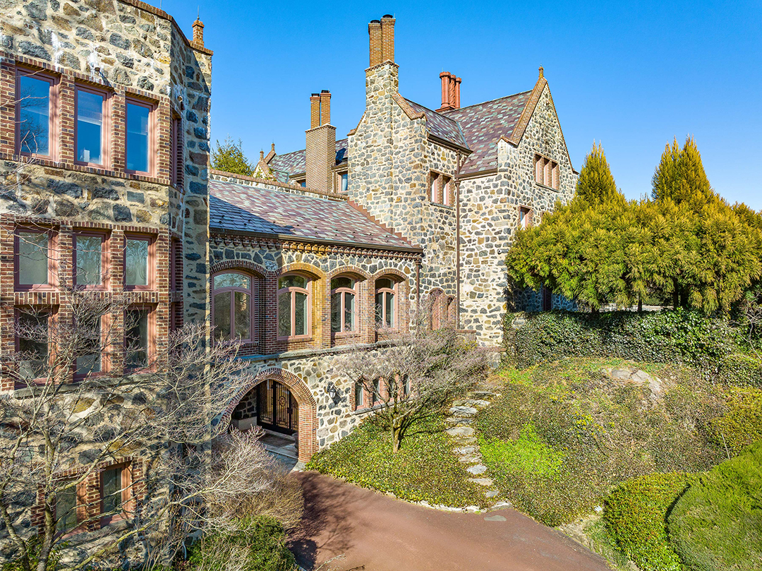 Hemlock Castle Once Home To A Memorable Boston Red Sox Owner Lists For 11 8m In Greenwich 17 Hemlock Dr 03 2022 15r1 Print