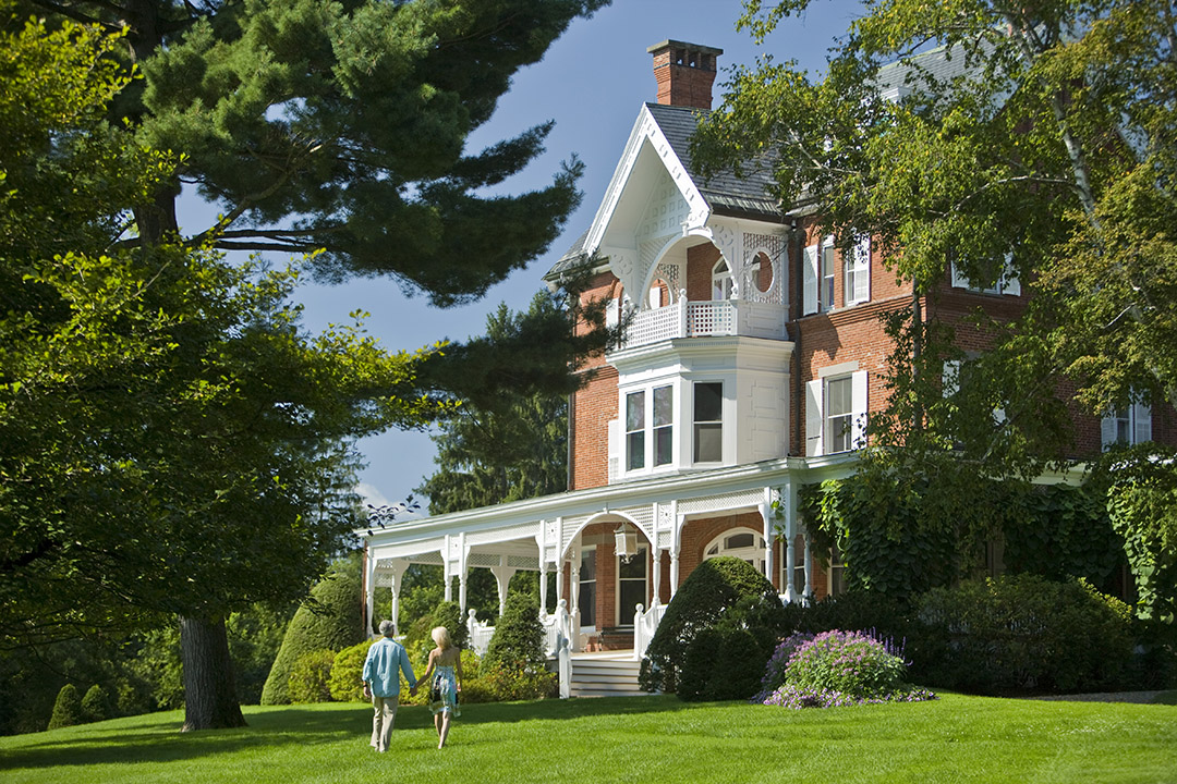 Reasons To Make Woodstock Vermont Your Summer Vacation Destination Mbr Nhp Mansion
