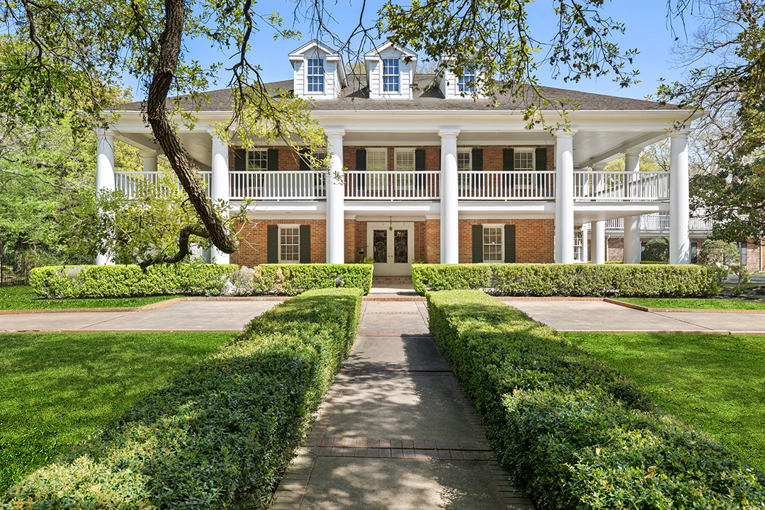 Cancer Research Pioneer John Mendelsohns Historic Houston Home Lists For 4 75m C