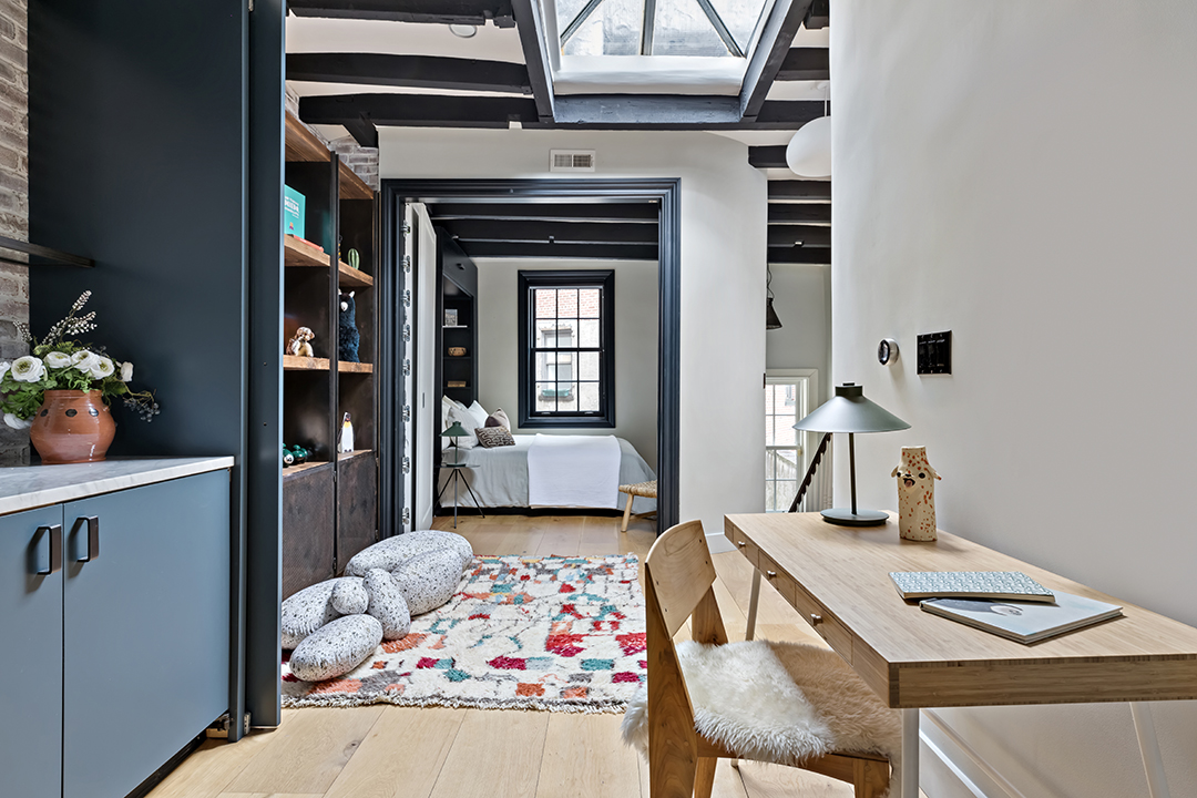 Boho Chic Townhouse In The Heart Of The West Village Is Up For Grabs At 6 25m Bedroom Den