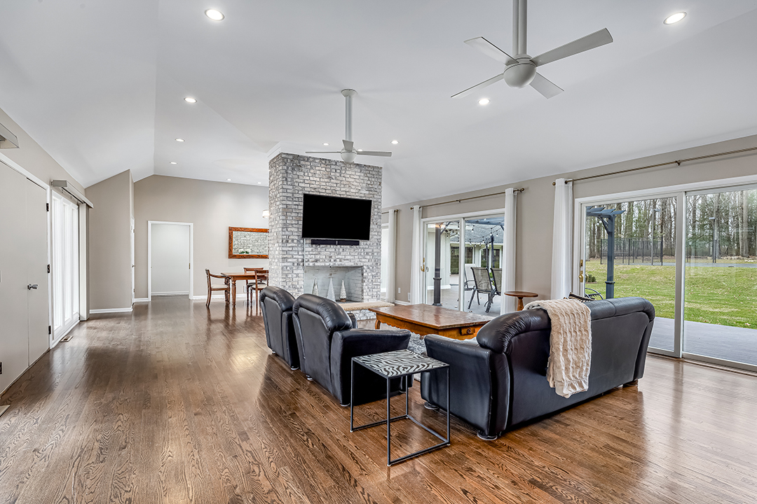 Whitney Houston Former Oak Knoll Guest House 13