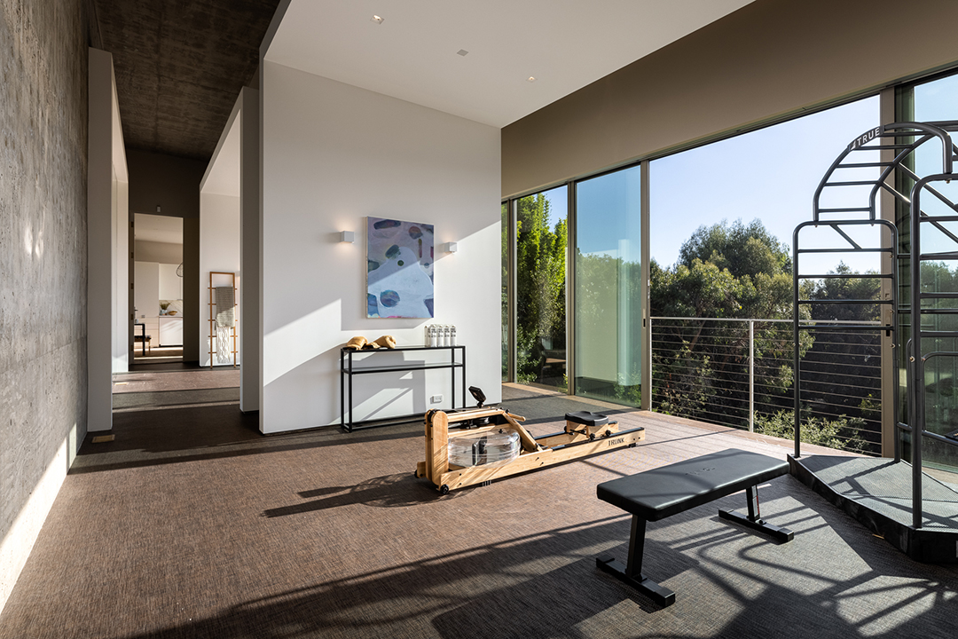 Trevor Noah Parts Ways With Mark Rios Designed Bel Air Mansion For 26 4m 18