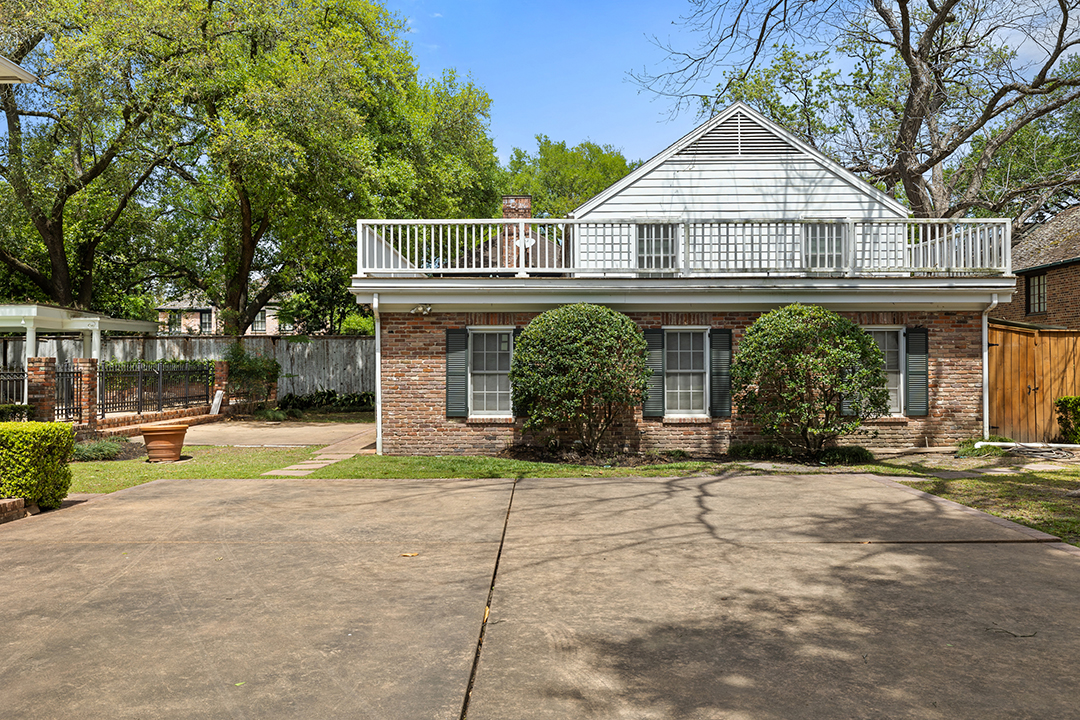 Cancer Research Pioneer John Mendelsohns Historic Houston Home Lists For 4 75m O