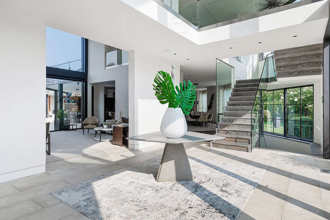 Contemporary Water Mill Estate 2