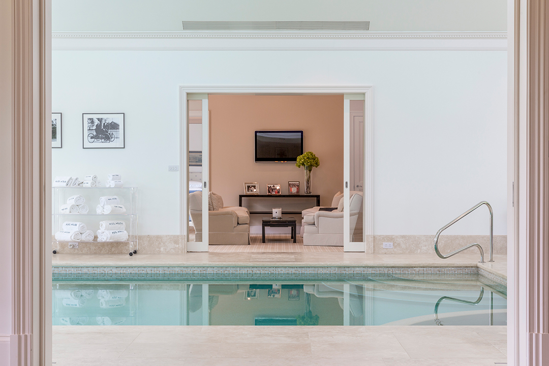 This 18 75m Estate In England Once Belonged To Both Lee Radziwill And Henry Ford Ii Turvillegrangepoolhousesittingroom