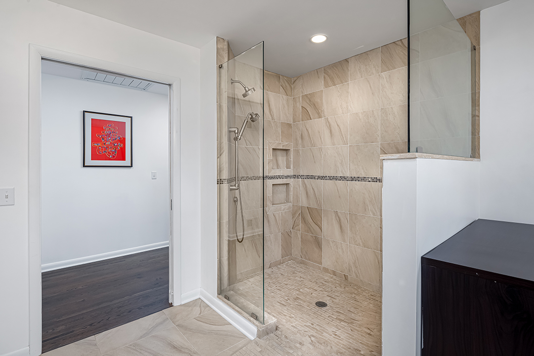 Whitney Houston Former Oak Knoll Guest House 16