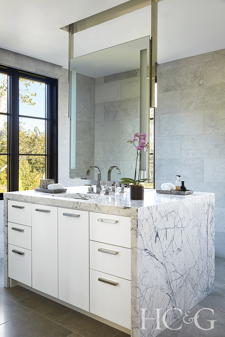 A Wondrous Water Mill Home Previously Featured In Hcg Hits The Market Bathroom