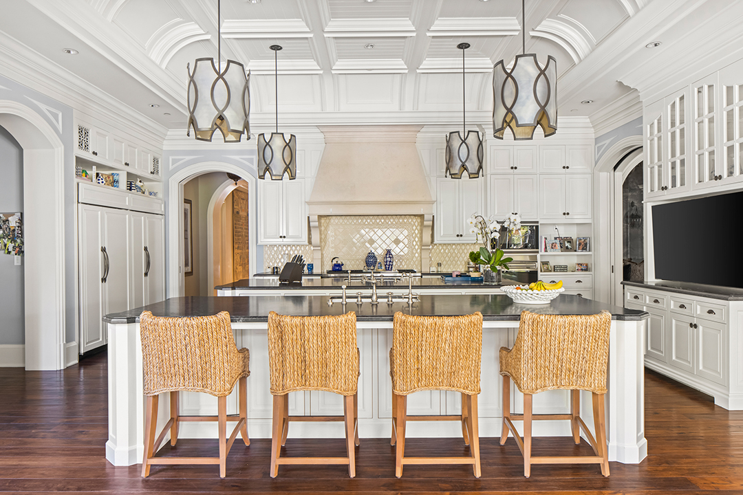 Mark Wahlberg Wants 87 5m For The Decked Out Beverly Hills Estate He Created From Scratch 71beverlypark 0016