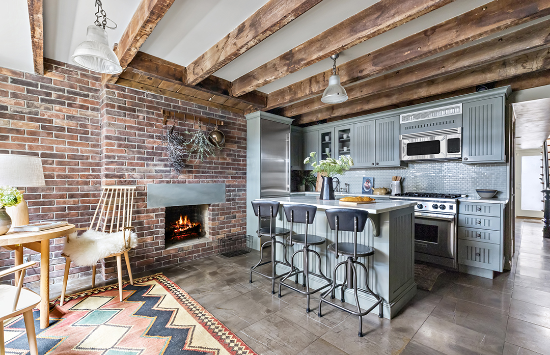 Boho Chic Townhouse In The Heart Of The West Village Is Up For Grabs At 6 25m Kitchen