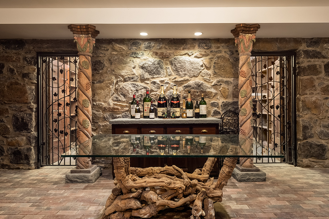 Hemlock Castle Once Home To A Memorable Boston Red Sox Owner Lists For 11 8m In Greenwich 17 Hemlock Dr 03 2022 55r1 Print