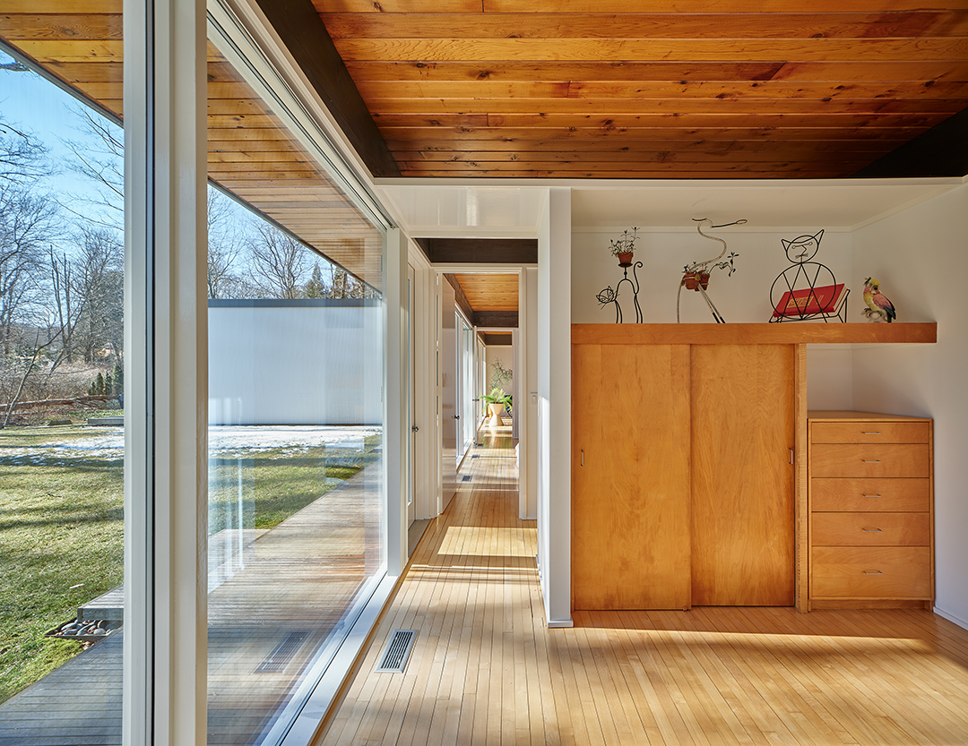 Bauhaus Inspired Midcentury Modern Tatum House In New Canaan Is Up For Grabs G