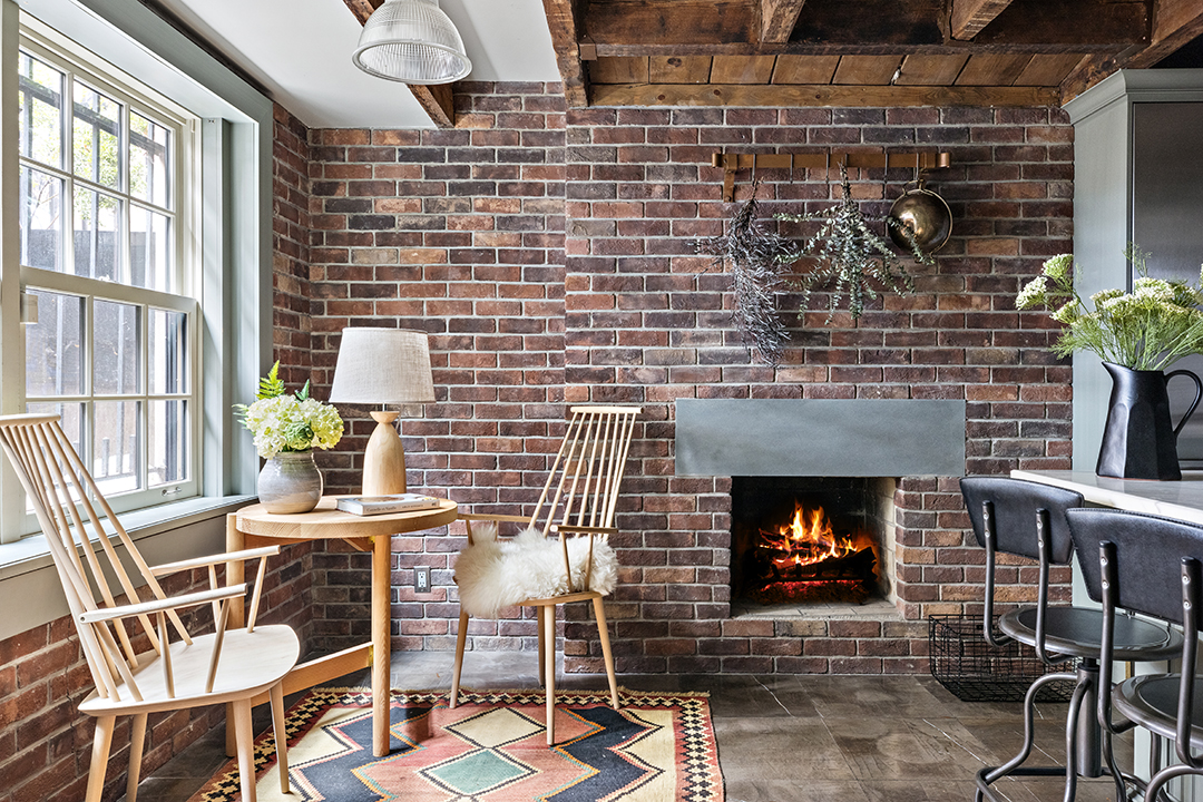 Boho Chic Townhouse In The Heart Of The West Village Is Up For Grabs At 6 25m Fireplace