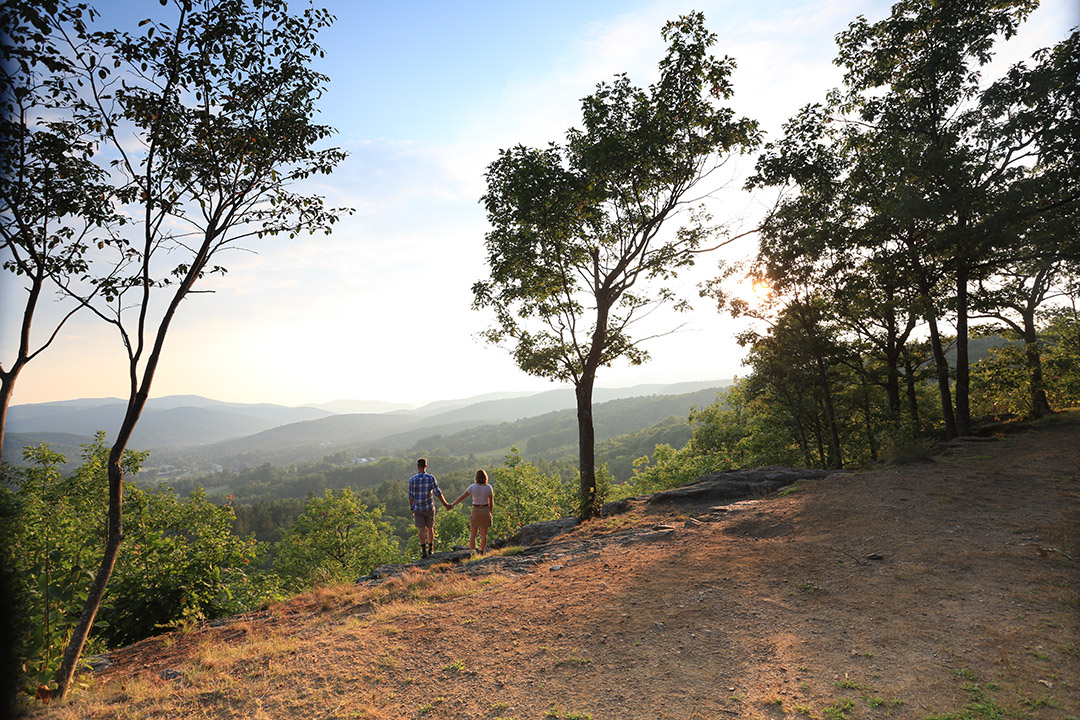 Reasons To Make Woodstock Vermont Your Summer Vacation Destination Mt Tom Hike