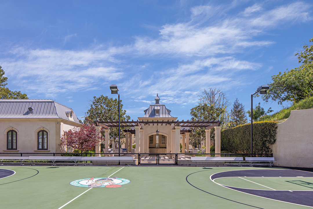 Mark Wahlberg Wants 87 5m For The Decked Out Beverly Hills Estate He Created From Scratch 71beverlypark 0039