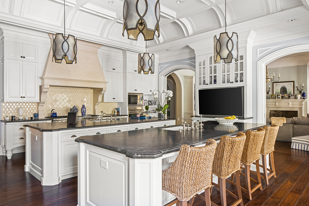 Mark Wahlberg Wants 87 5m For The Decked Out Beverly Hills Estate He Created From Scratch 71beverlypark 0017