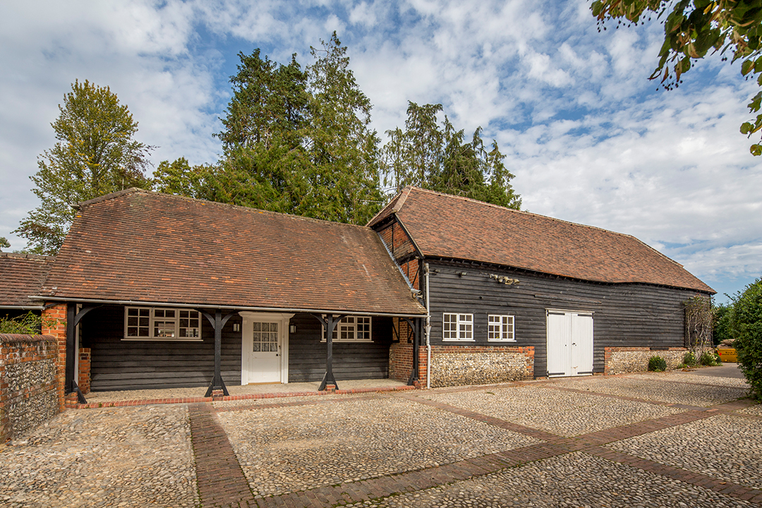 This 18 75m Estate In England Once Belonged To Both Lee Radziwill And Henry Ford Ii Turvillegrangestablescomplex3