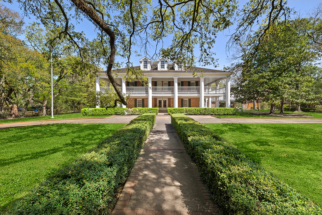 Cancer Research Pioneer John Mendelsohns Historic Houston Home Lists For 4 75m B