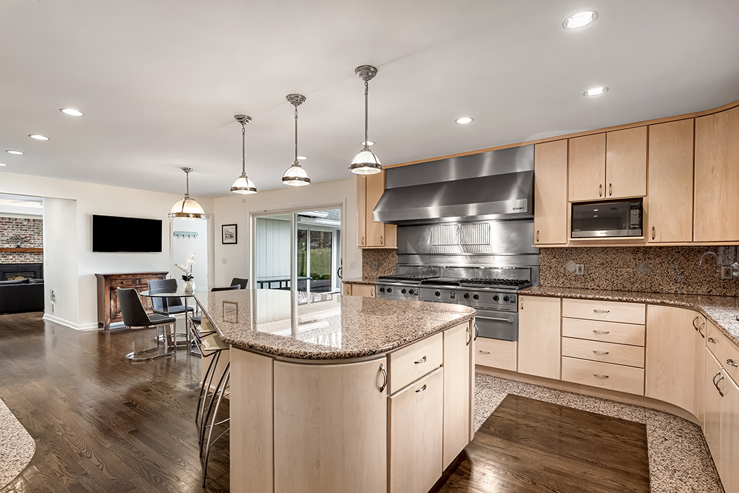 Whitney Houston Former Oak Knoll Guest House 7