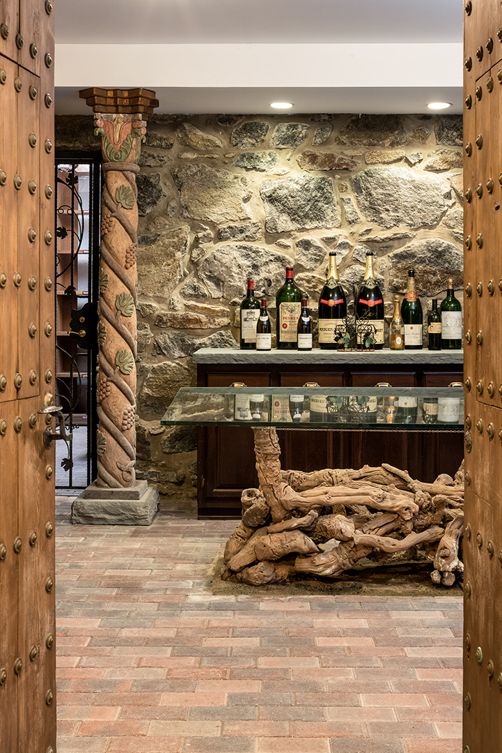 Hemlock Castle Once Home To A Memorable Boston Red Sox Owner Lists For 11 8m In Greenwich 17 Hemlock Dr 03 2022 56r1 Print