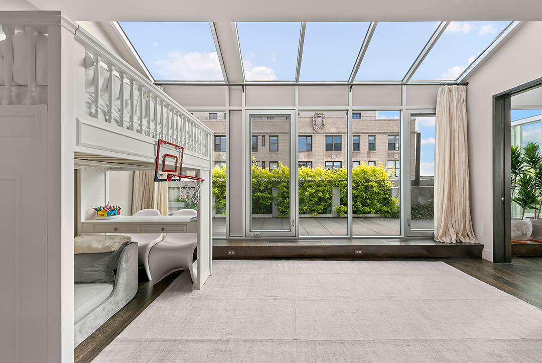 Amy Schumer Lists Upper West Side Riverside Drive Penthouse 22