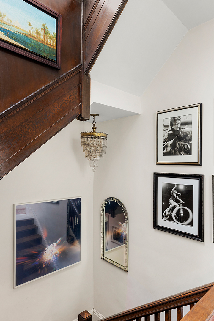 Artful Park Slope Apartment Of A Photography Industry Exec Seeks 3 6m M