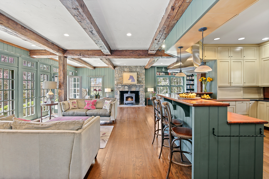 An Artful Yet Polished Wilton Ct Gem With Creative Owners Hits The Market For 1 9m 13