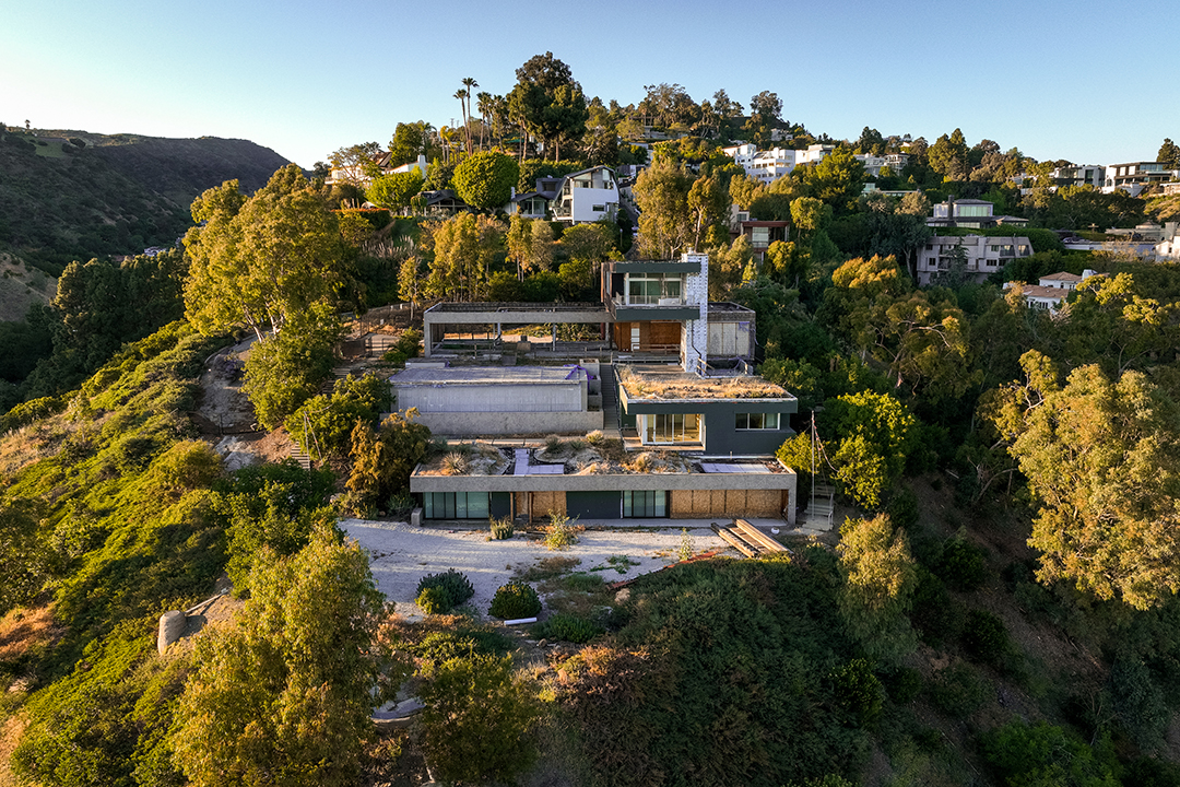 Restoration Hardware Ceo Gary Friedman Sells Beverly Crest Home Under Construction For 24m B