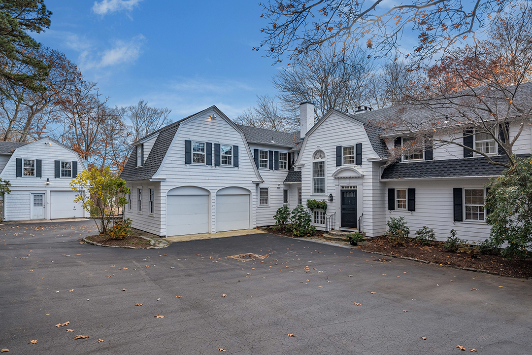 This Coastal Old Lyme Estate Is For Sale For The First Time In Over 50 Years U