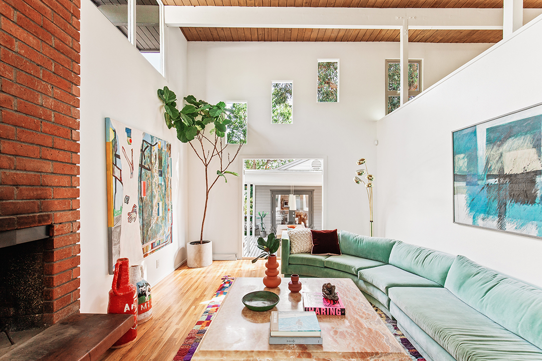 Emily Ratajkowski Boho Chic Midcentury Home In Echo Park Lists For 2 2m A