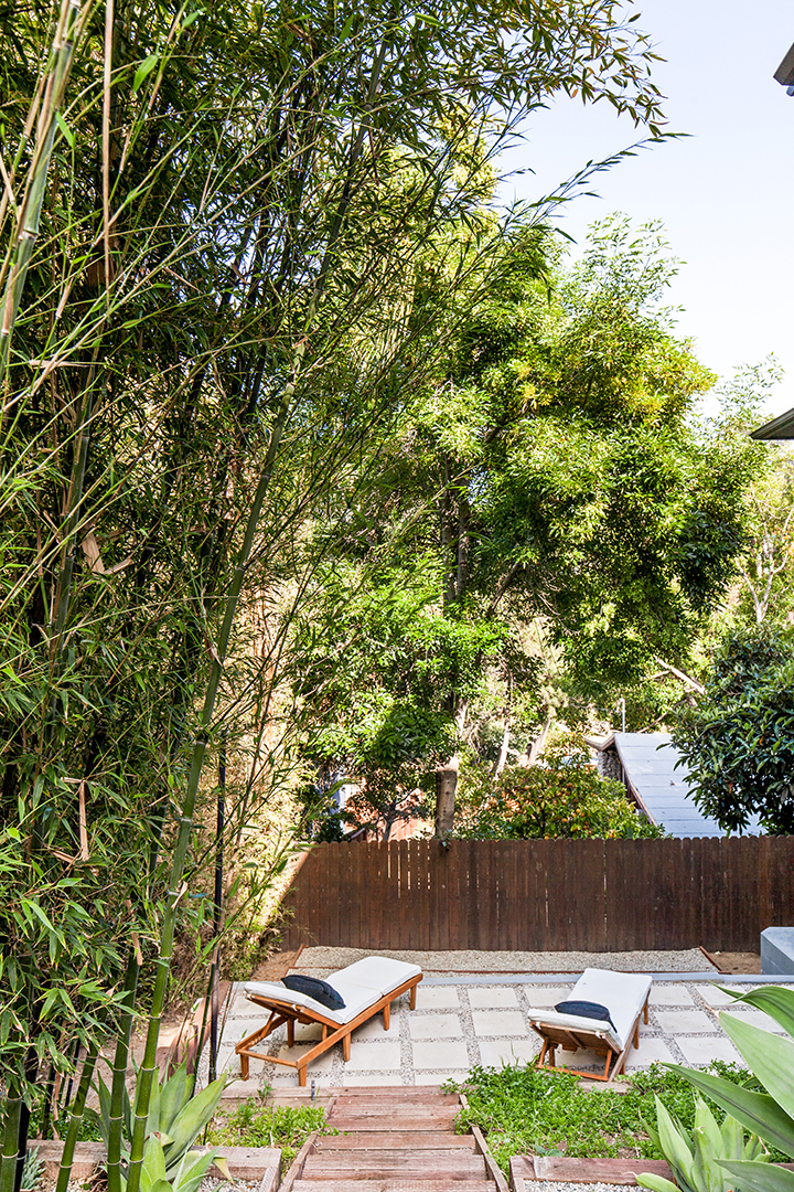 Emily Ratajkowski Boho Chic Midcentury Home In Echo Park Lists For 2 2m 29