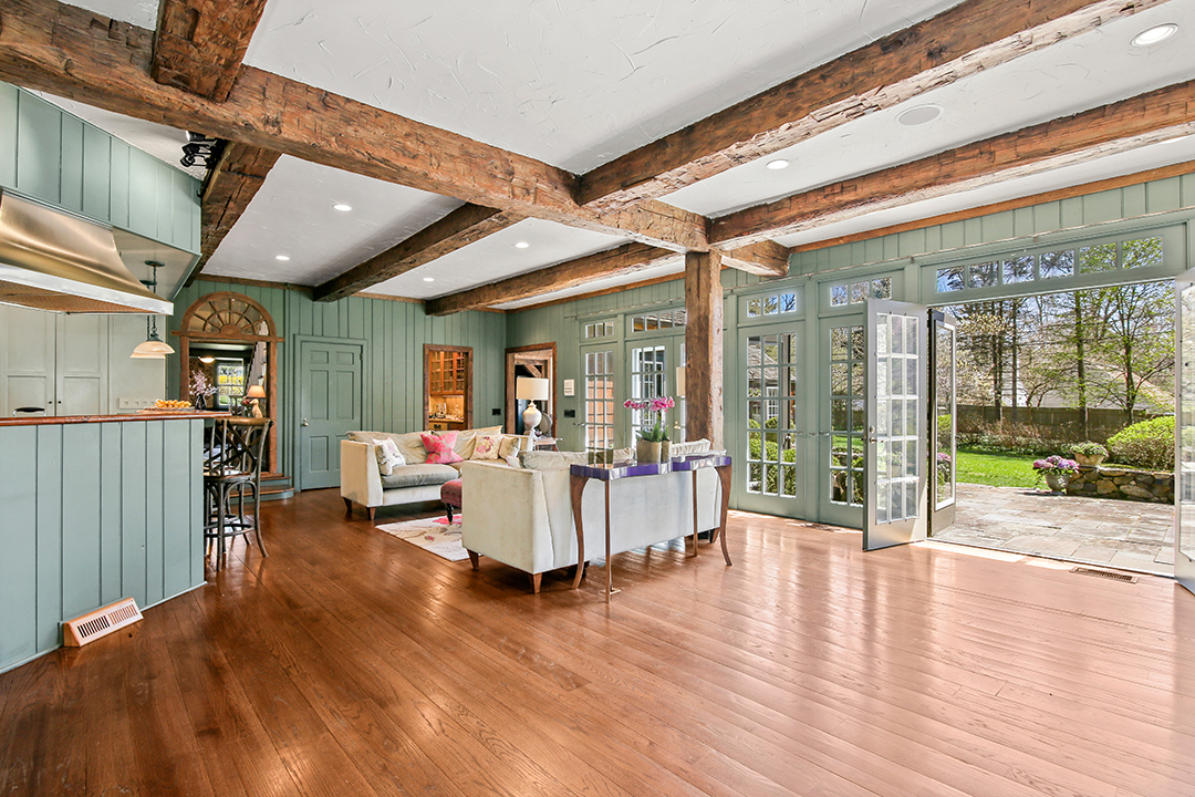 An Artful Yet Polished Wilton Ct Gem With Creative Owners Hits The Market For 1 9m 14 1