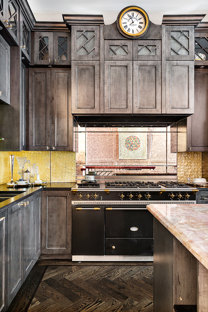 Pretty In Pink A Nyc Brownstone Triplex With Rosy Interiors Looks For 30000 Month I