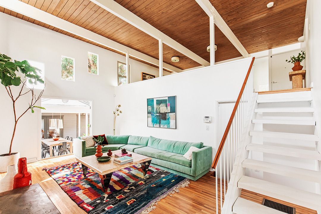 Emily Ratajkowski Boho Chic Midcentury Home In Echo Park Lists For 2 2m 7