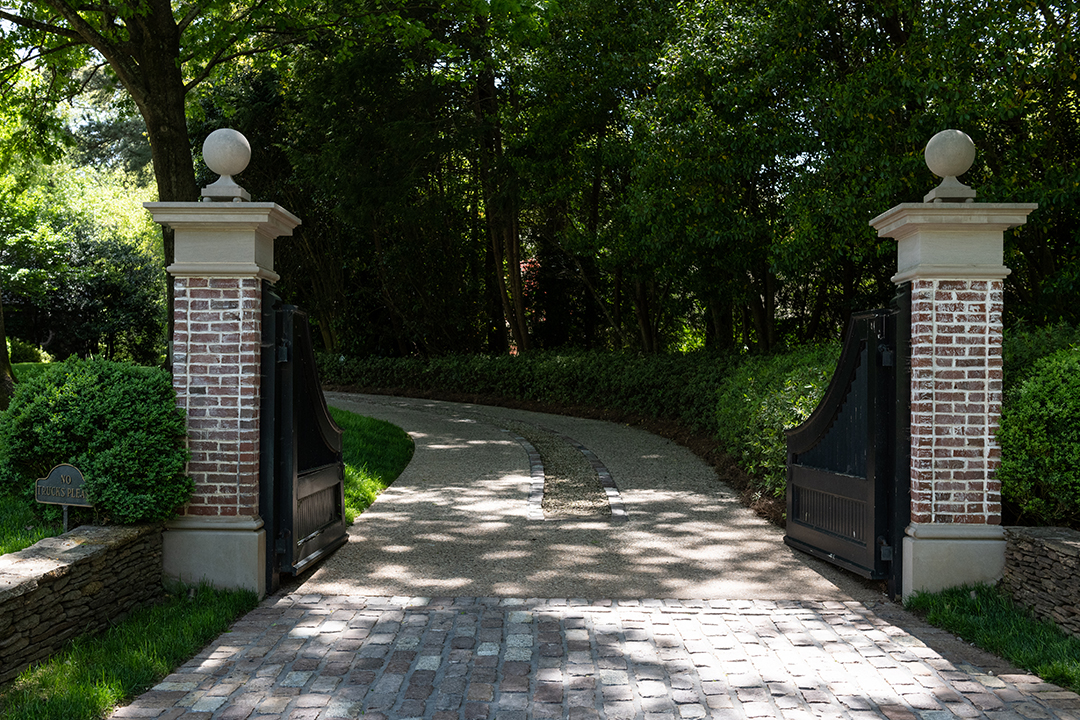 Best Selling Author Emily Giffin Wants 9m For Her Romantic Buckhead Estate 6