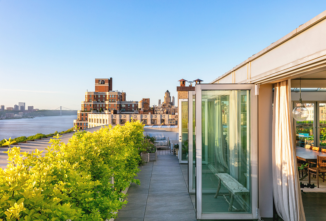 Amy Schumer Lists Upper West Side Riverside Drive Penthouse 14