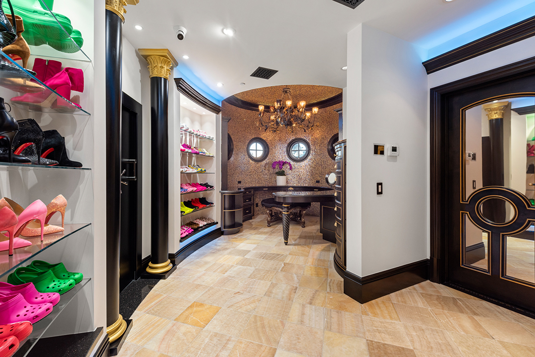 Makeup Artist Jeffree Star Hidden Hills Compound 18