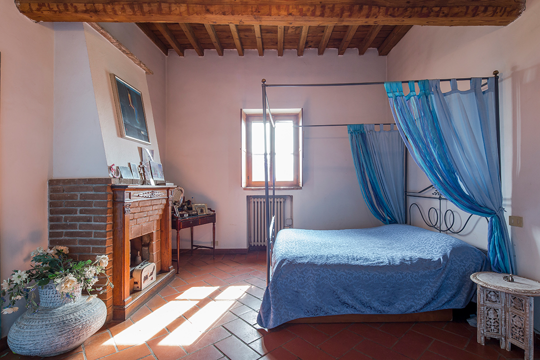 An Over 400 Year Old Church Turned Villa Outside Of Milan Is For Sale Seeking 3 4m Bedroom