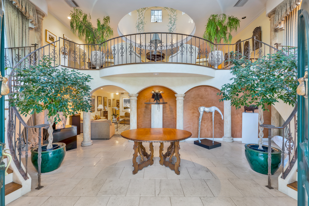 Alex Trebeks Longtime Studio City Home Sells For 6 45m P